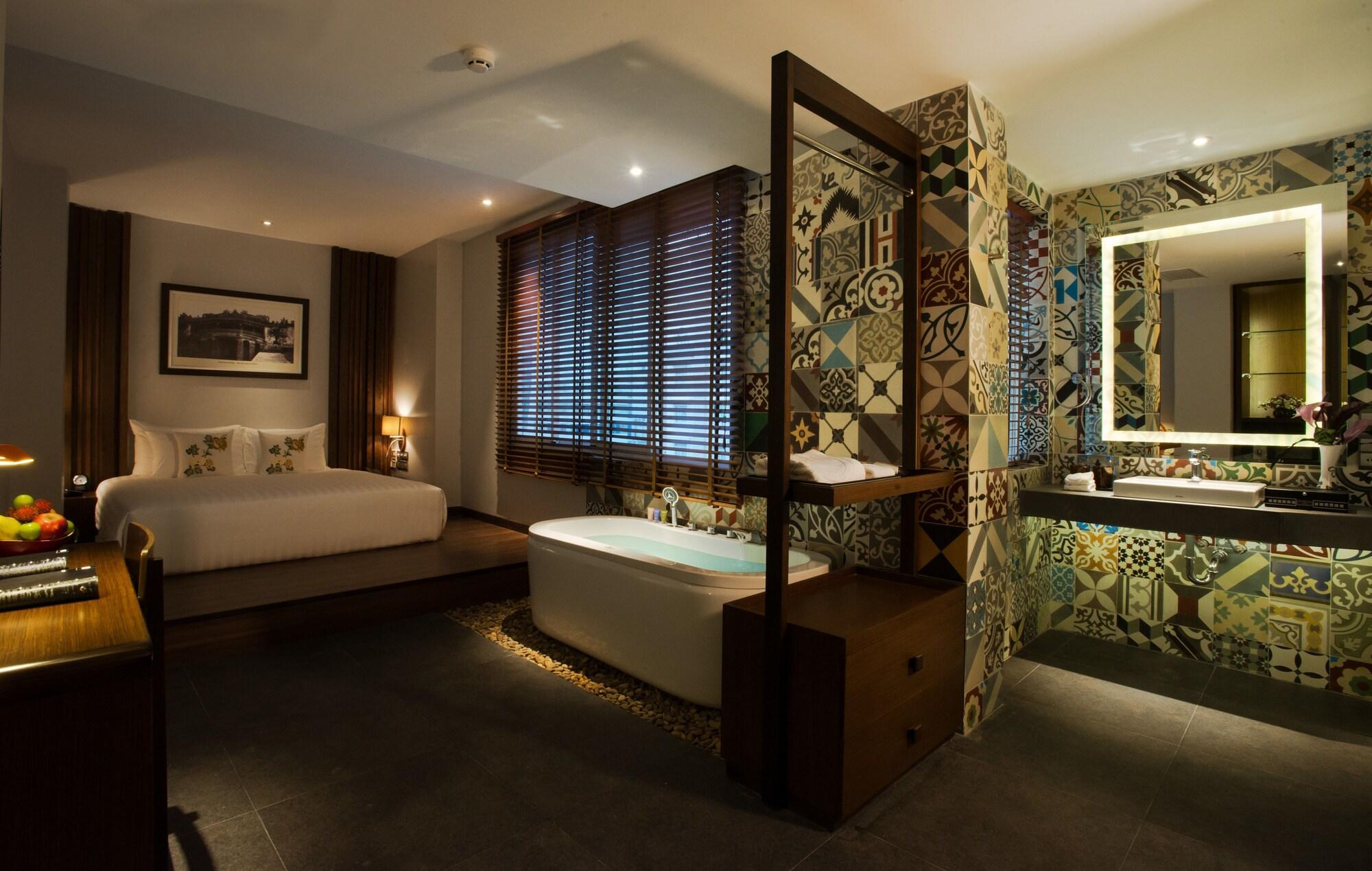 Silverland Sakyo Hotel Ho Chi Minh City Exterior photo