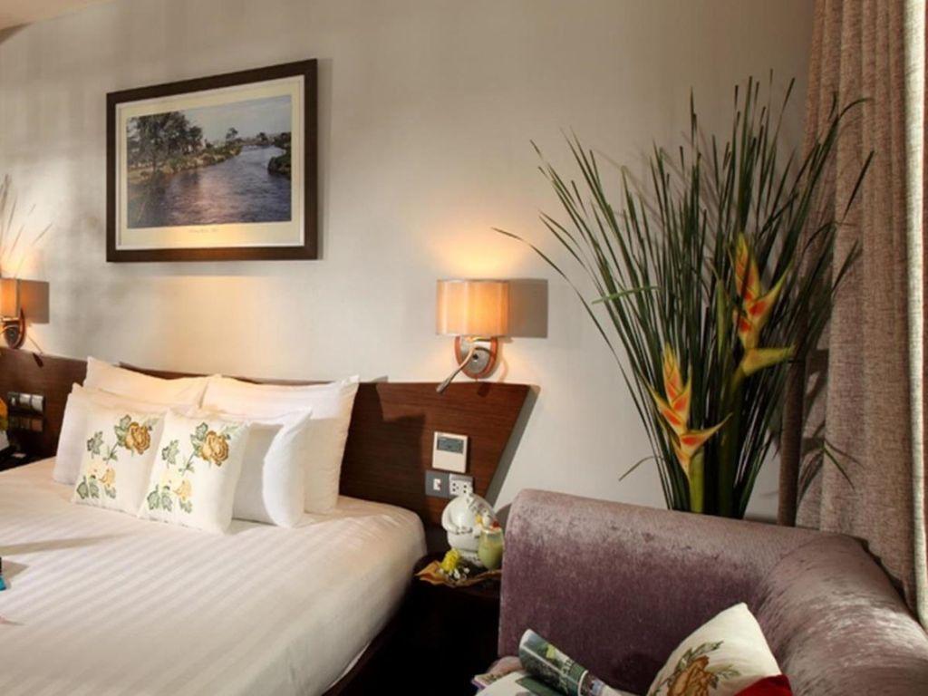Silverland Sakyo Hotel Ho Chi Minh City Exterior photo